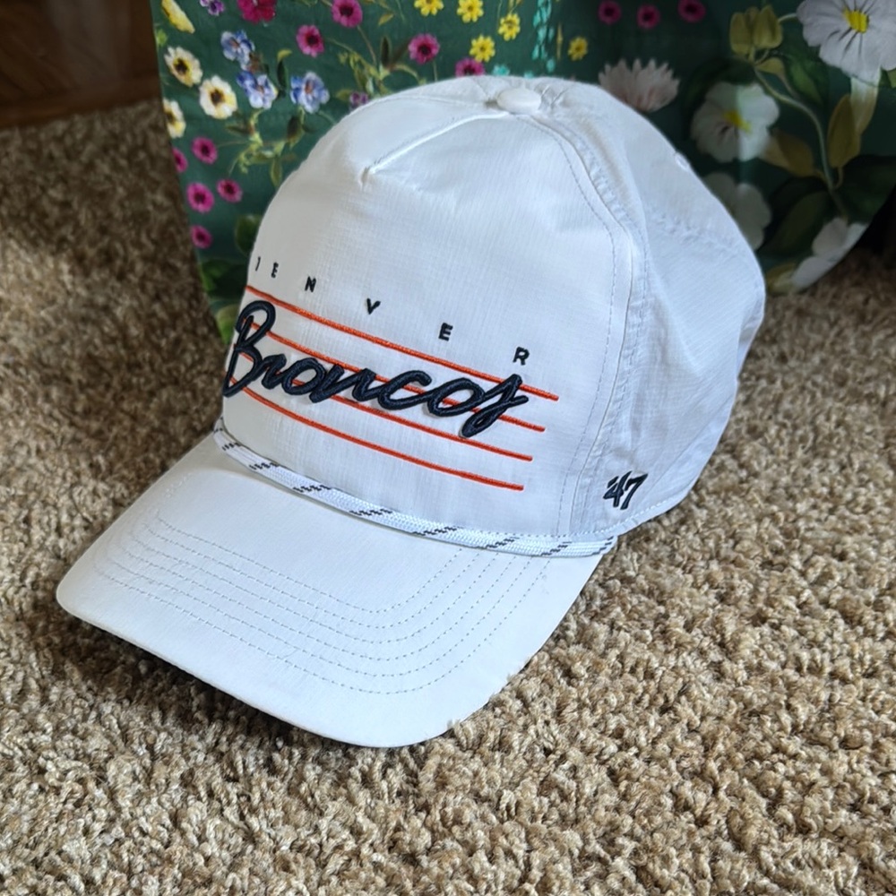 47 DENVER BRONCOS ROPE HAT
